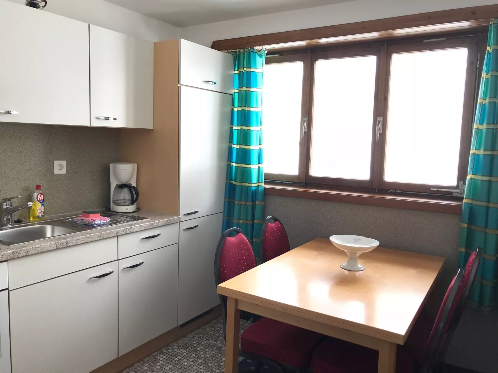 Ferienwohnungen Chasa Valär, (Scuol). - Binnen