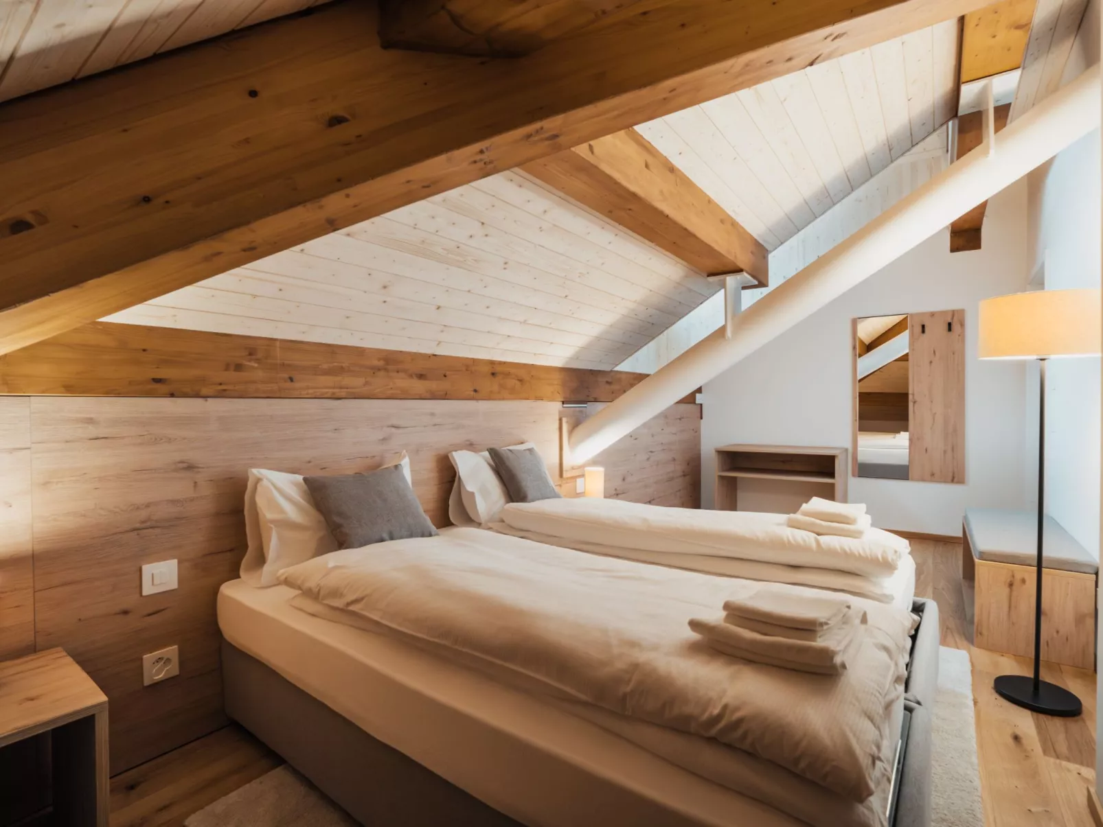 Alpine Apartments, (San Bernardino). - Binnen