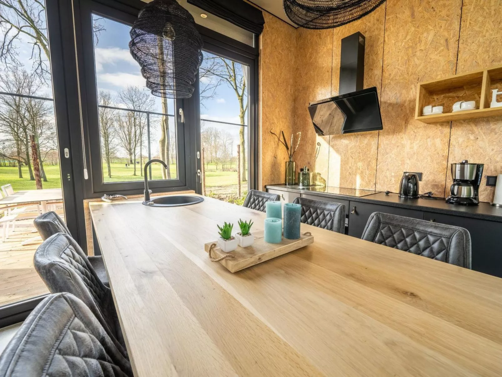 Vakantiepark Aan de Maas - Weide Lande 4 personen - Buiten