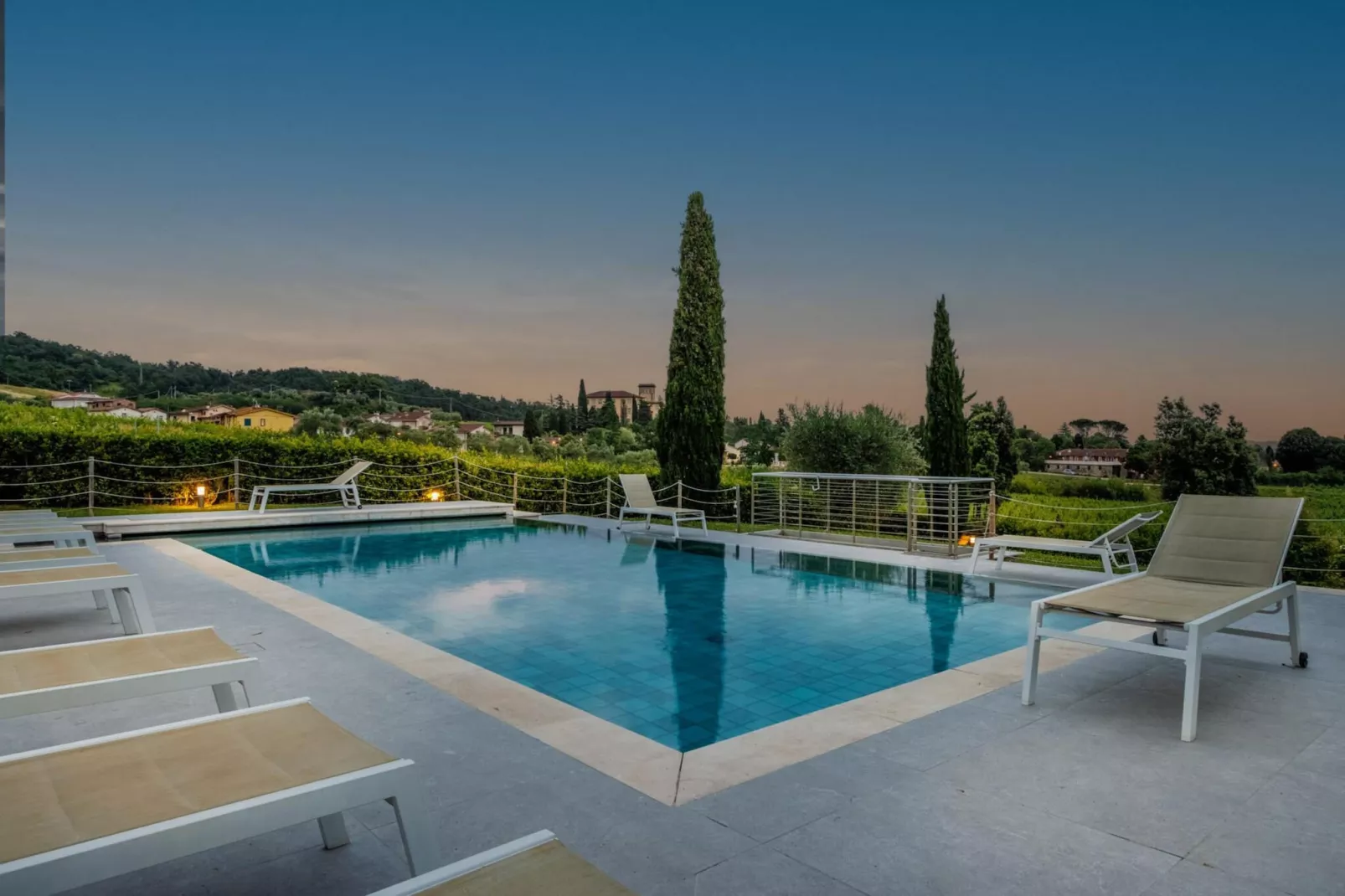 Donato, Farmhouse Apartment with Pool - Zwembad