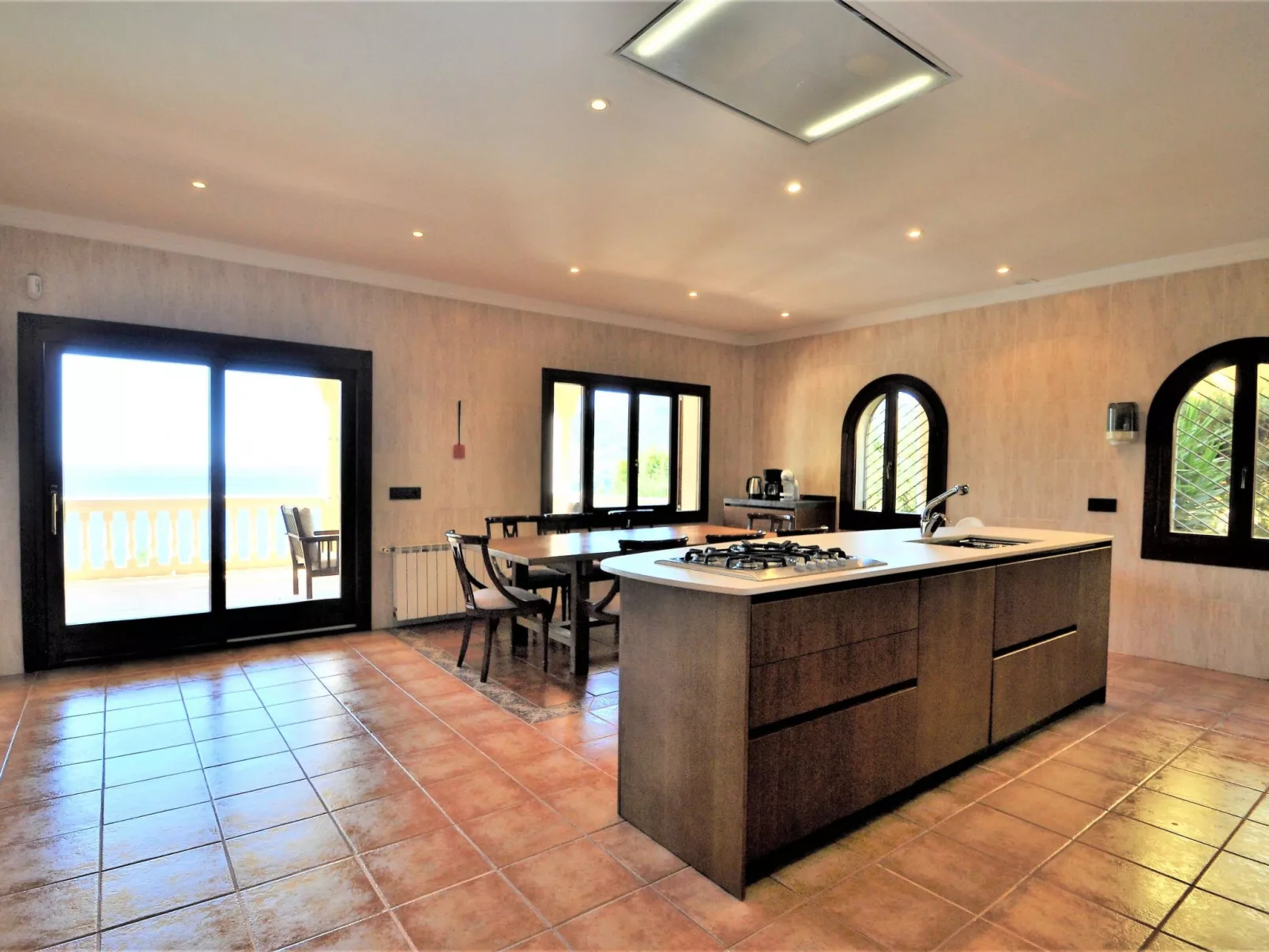 Villa CA TOTHOM con vistas al mar Camp de Mar para 8 personas (4 habitaciones) - Buiten