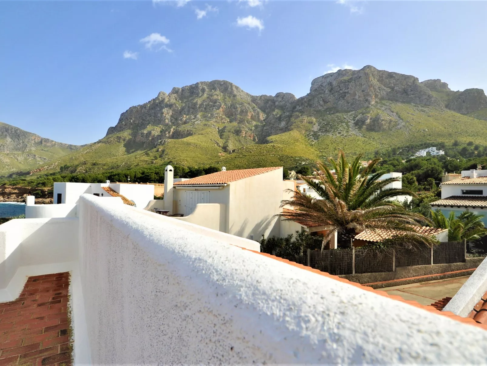 Villa XOROI con Piscina en Betlem (Mallorca) con vistas a la Bahía de Alcudia y - Buiten