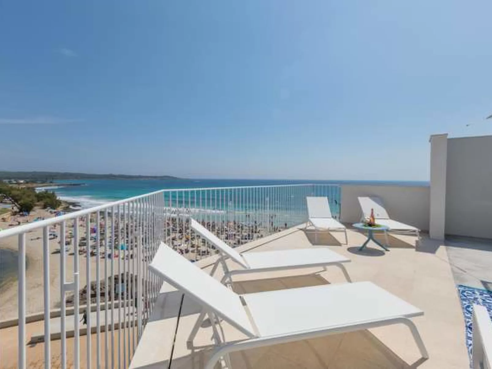 Tolle Wohnung in S'illot-Cala Morlanda mit Terrasse - Buiten