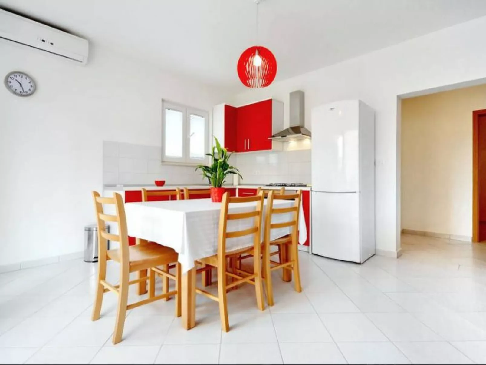 Für 6 Personen ca. 72 m&sup2; in Podgora, Dalmatien (Gespanschaft Split-Dalmati - Image-tags.info