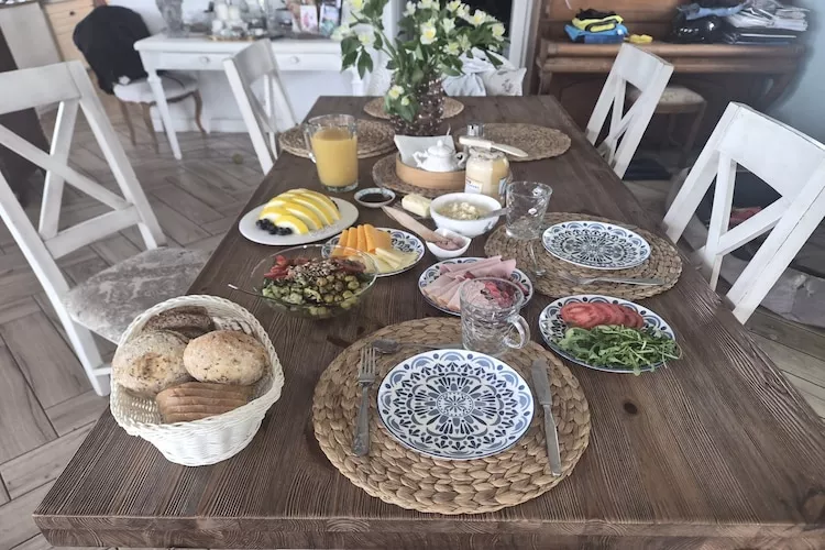 Apartament 2pokojowy z aneksem kuchennym - Eetkamer