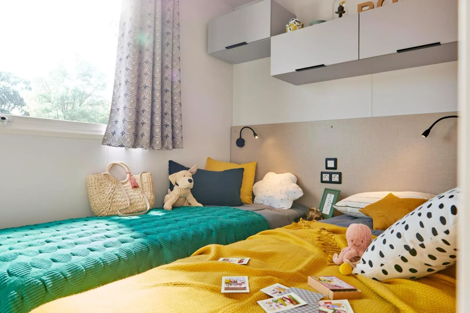 Caravan Bosrand Lembeke 1 - Slaapkamer
