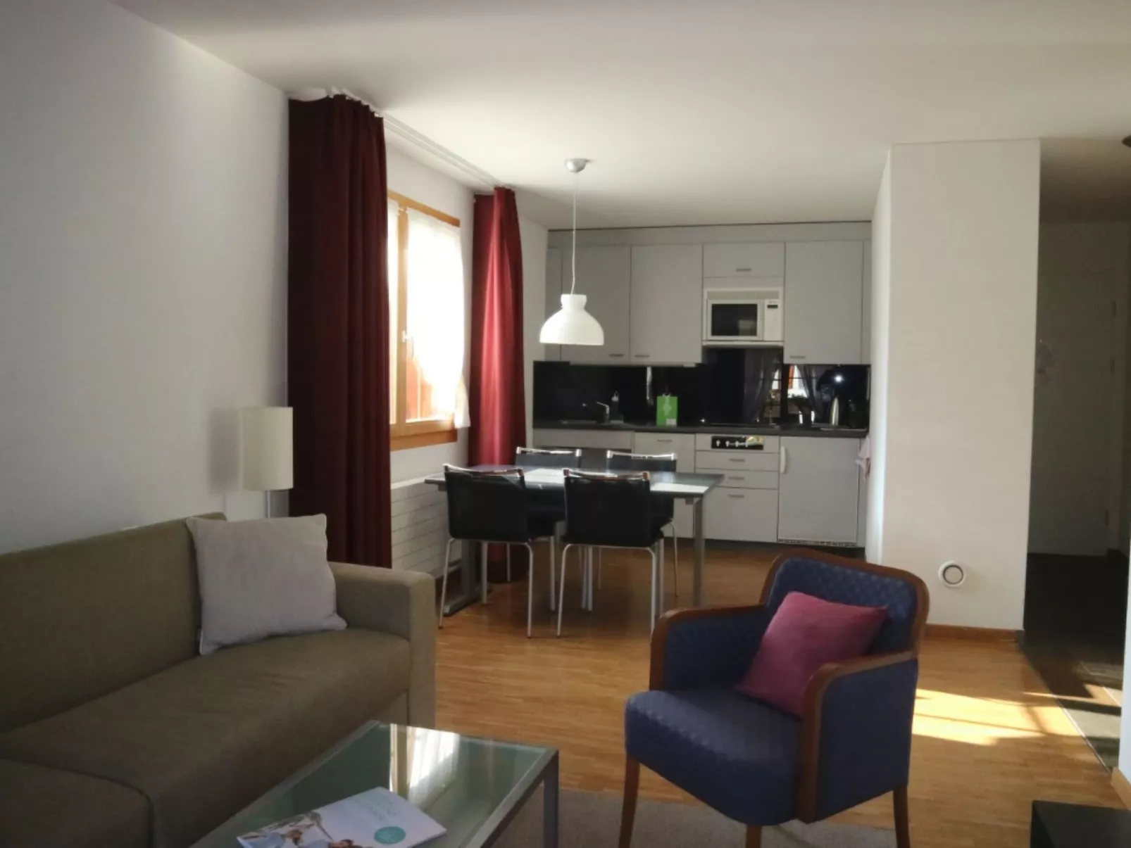 Hapimag Resort Flims, (Flims Waldhaus). Apartment mit 1 Schlafzimmer Komfort - Binnen
