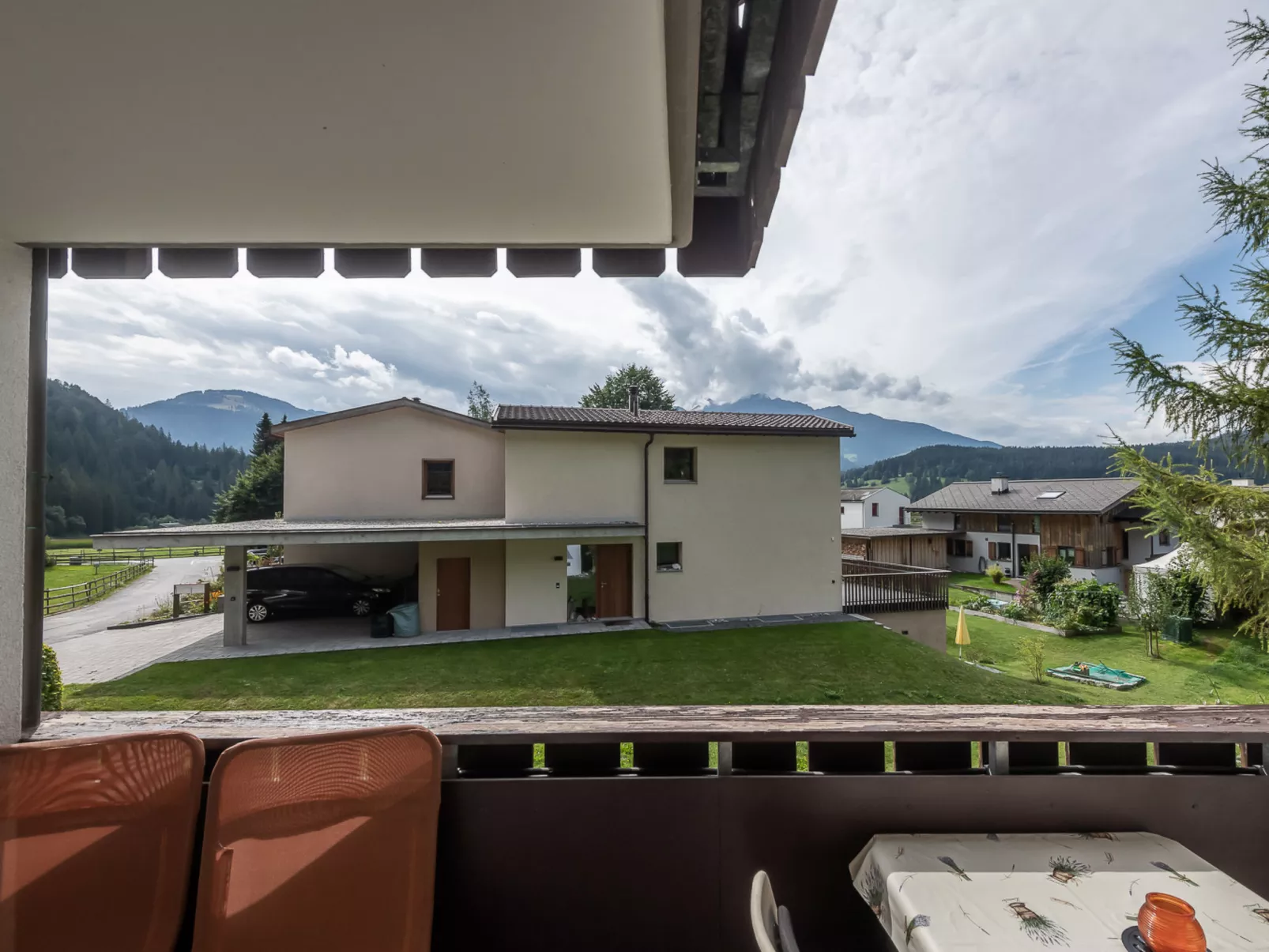 Casa Hirundella, (Trin Mulin). 2.5 Zimmerwohnung - Buiten
