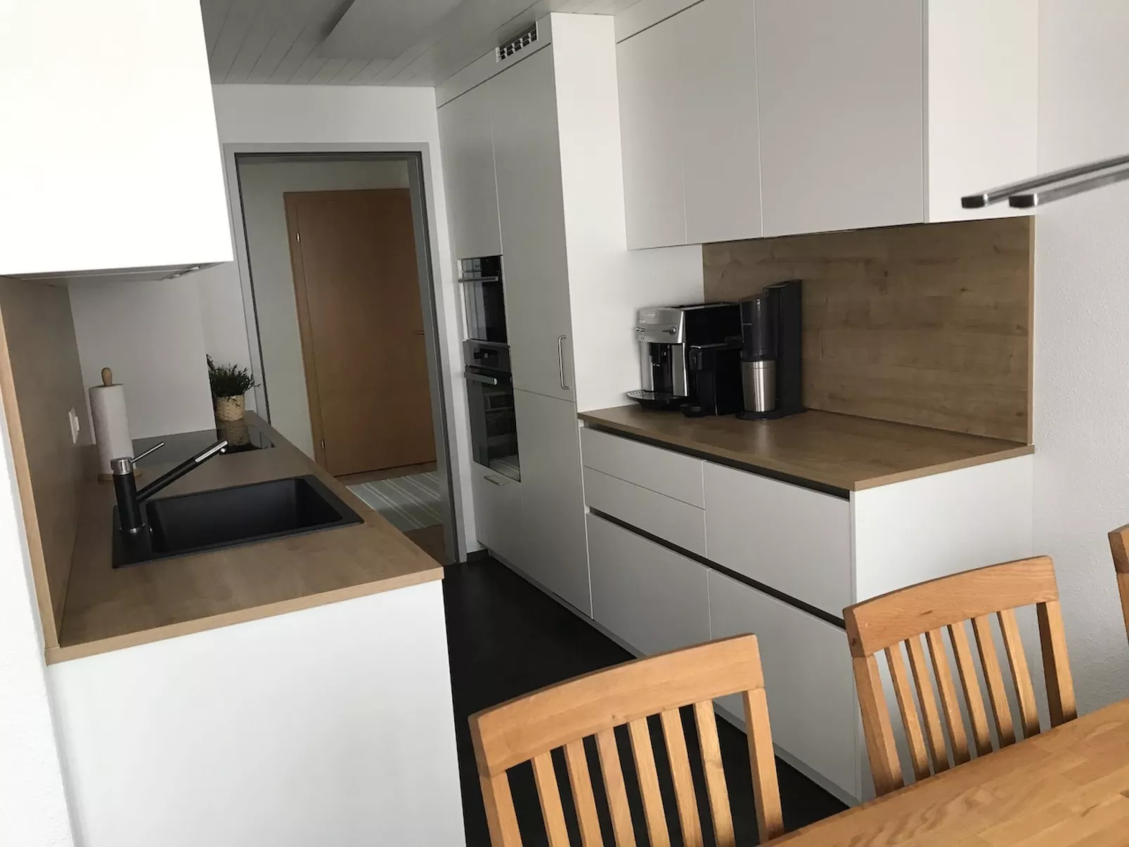Suravia 56, (Müstair). - Binnen