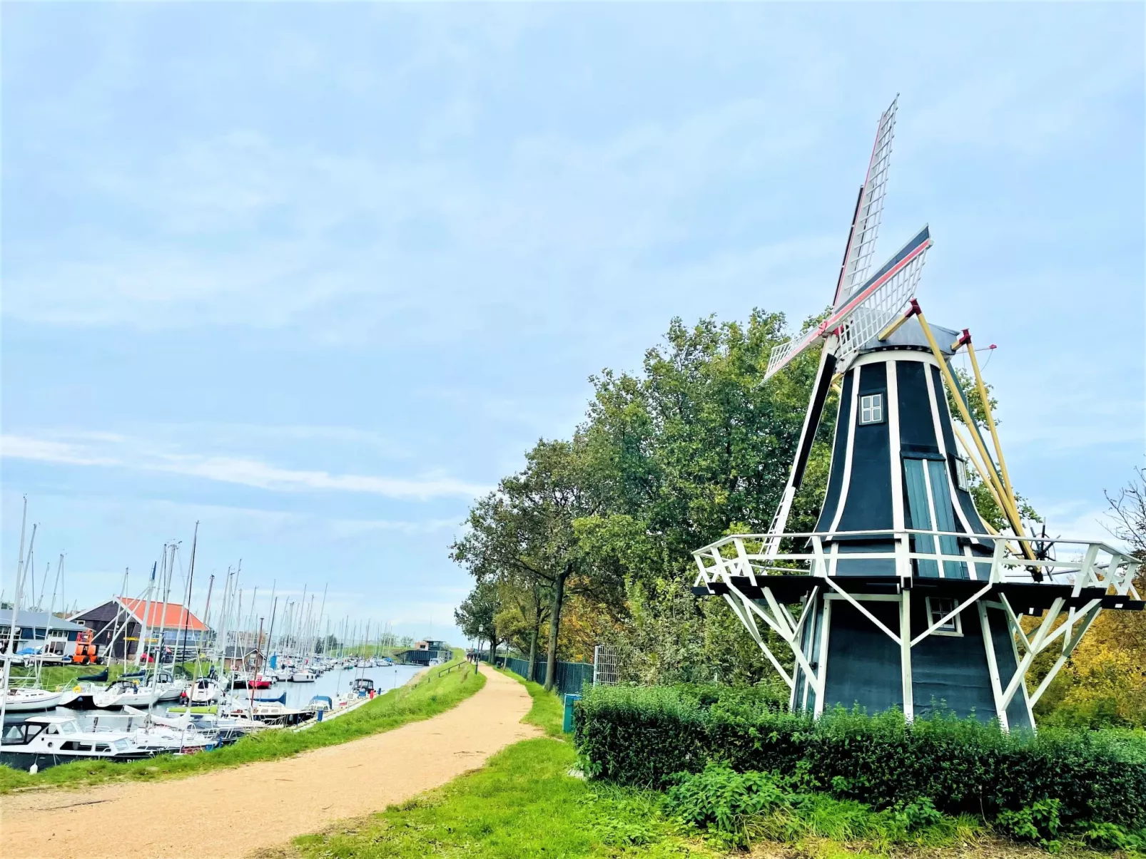 Dijkhuisje-Buiten