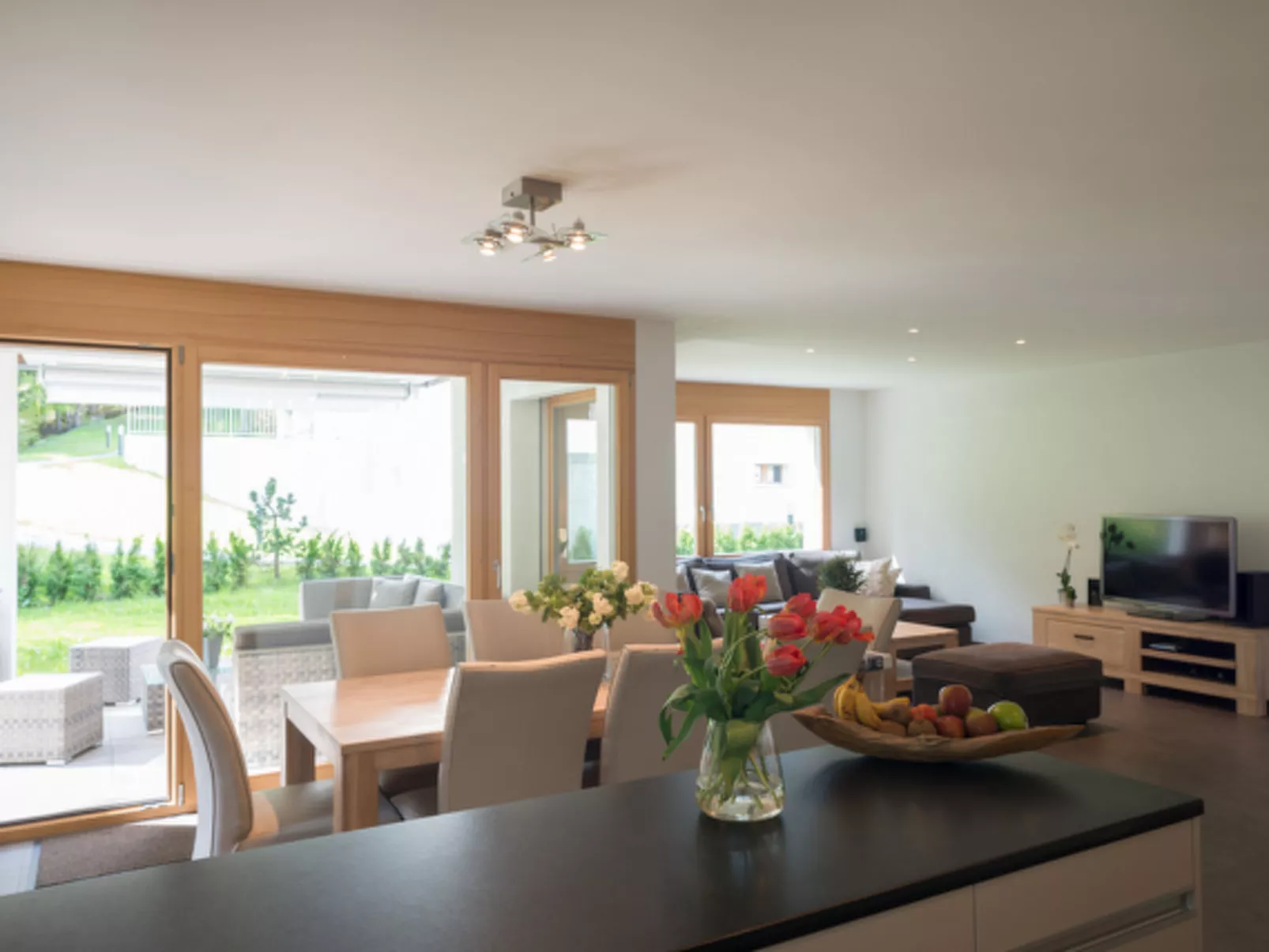 Mirasol, (Flims Waldhaus). 4.5 Zimmerwohnung - Binnen