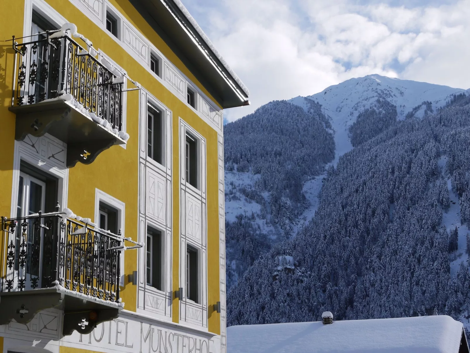 Hotel Münsterhof, (Müstair). - Buiten