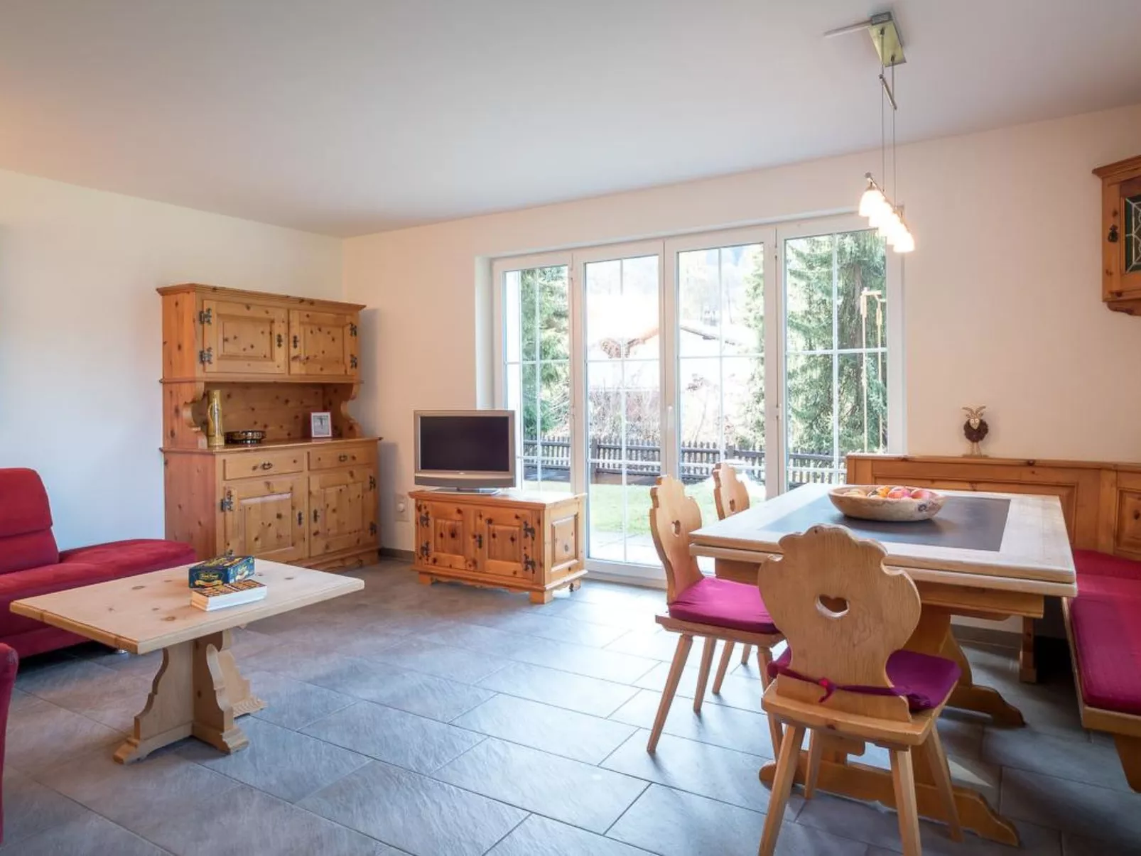 Chalet/Ferienhaus - Binnen