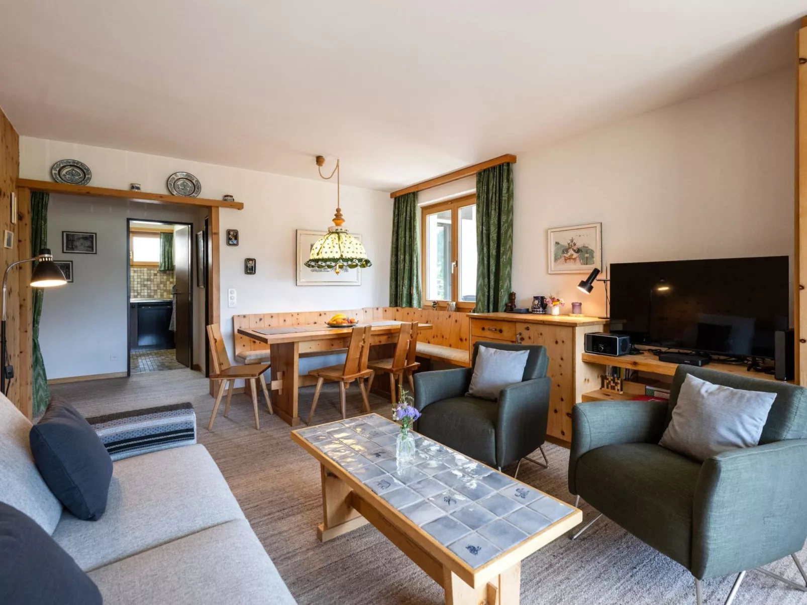 2½-Zimmerwohnung - Binnen