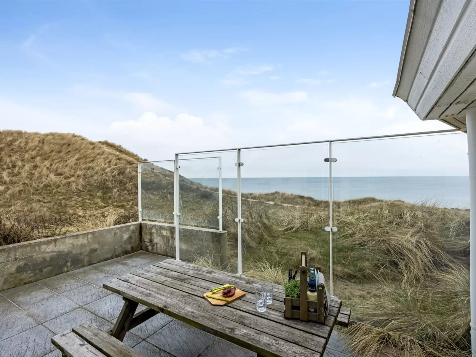 "Hillegonde" - 84m from the sea - Buiten