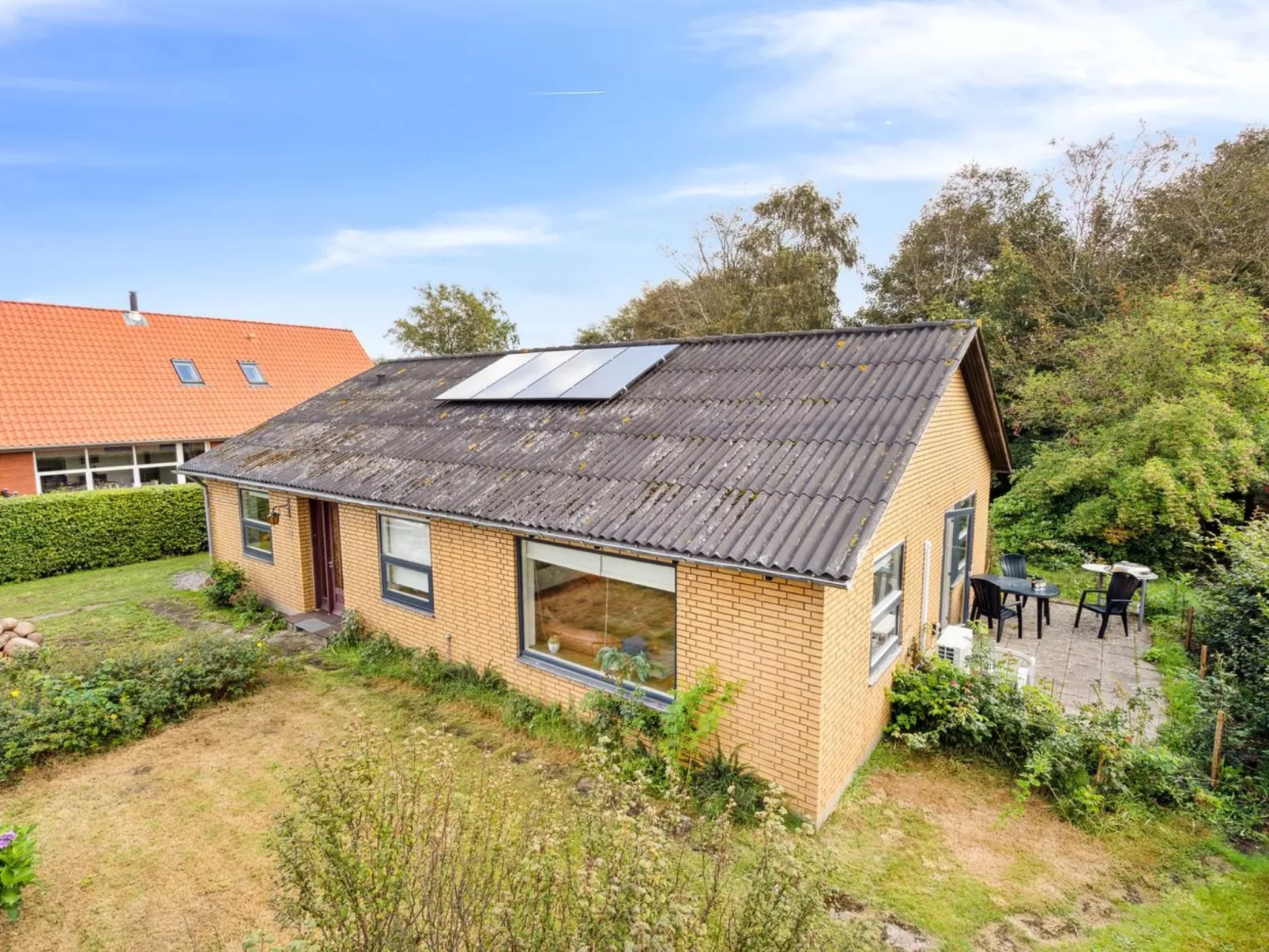 "Magh" - 9.8km from the sea - Buiten