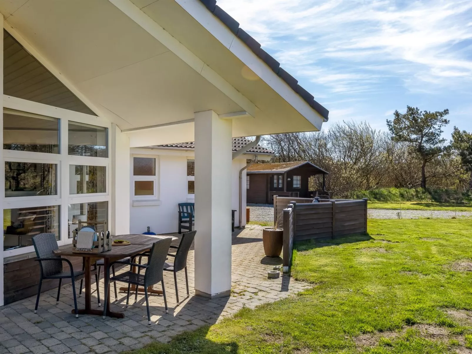 "Ljuba" - 1.3km from the sea - Buiten