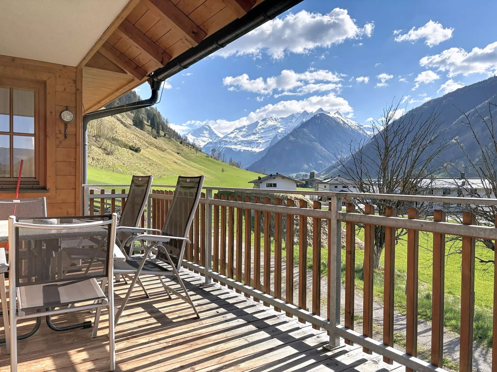 SMR Family incl. Spa, close to Gondola - Buiten