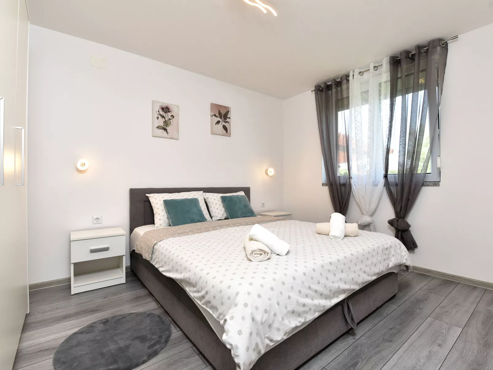 House 2154 - Binnen