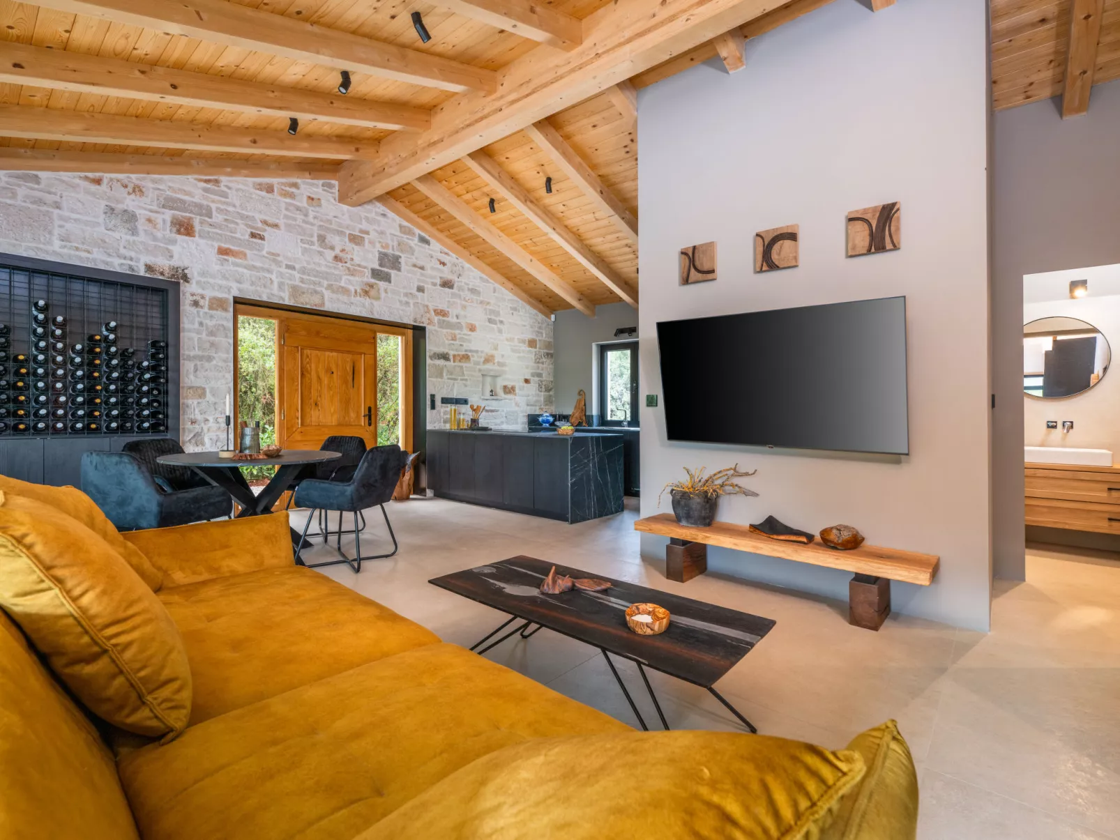 House 2363 - Binnen