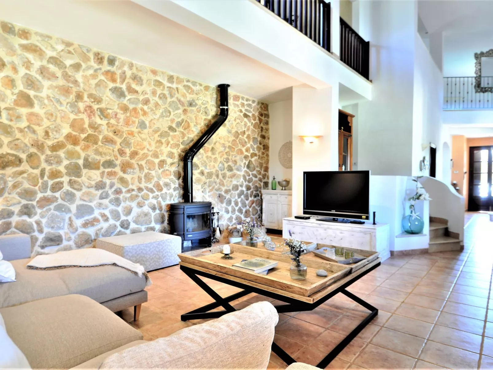 Villa SON RUBI en Selva (Serra de Tramuntana) con barbacoa y piscina privada- V - Binnen