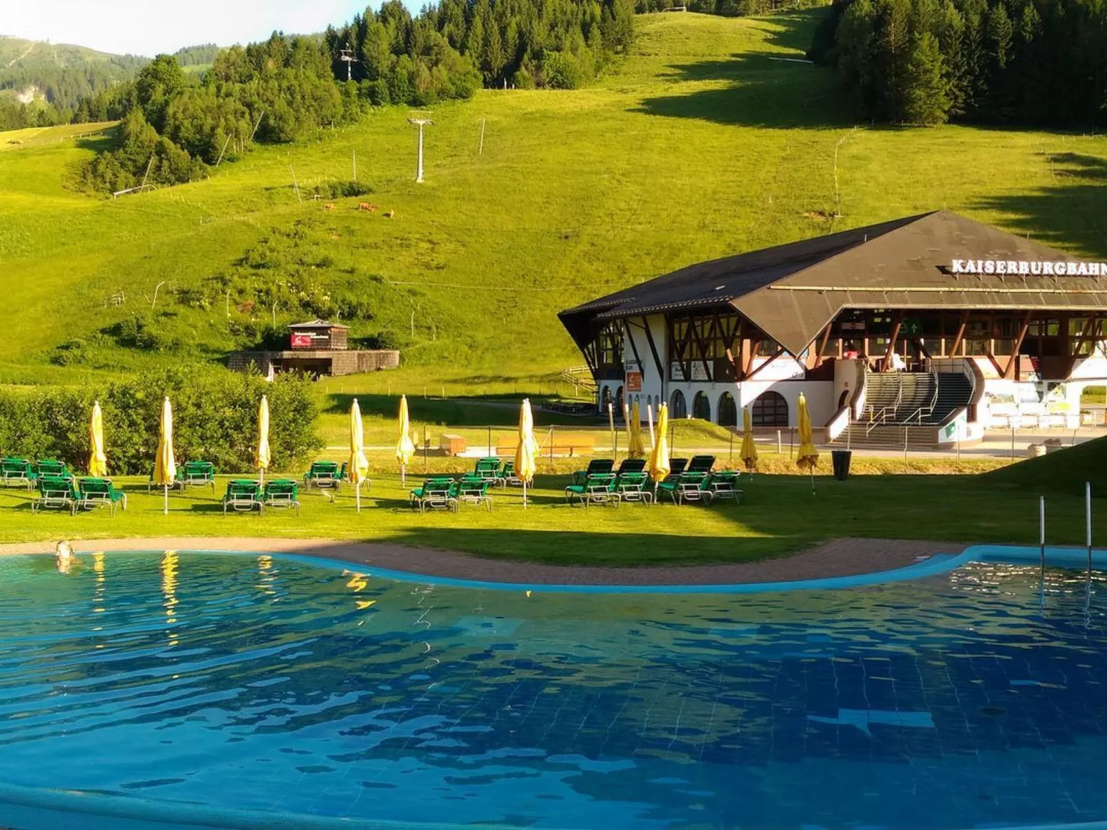 Haus Dorle.Ferienwohnung im Zentrum eines Skigebiets, wenige Geminuten von Skil - Binnen