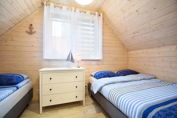 Piętrowe domki wakacyjne 2 plus 2 Pobierowo - Slaapkamer