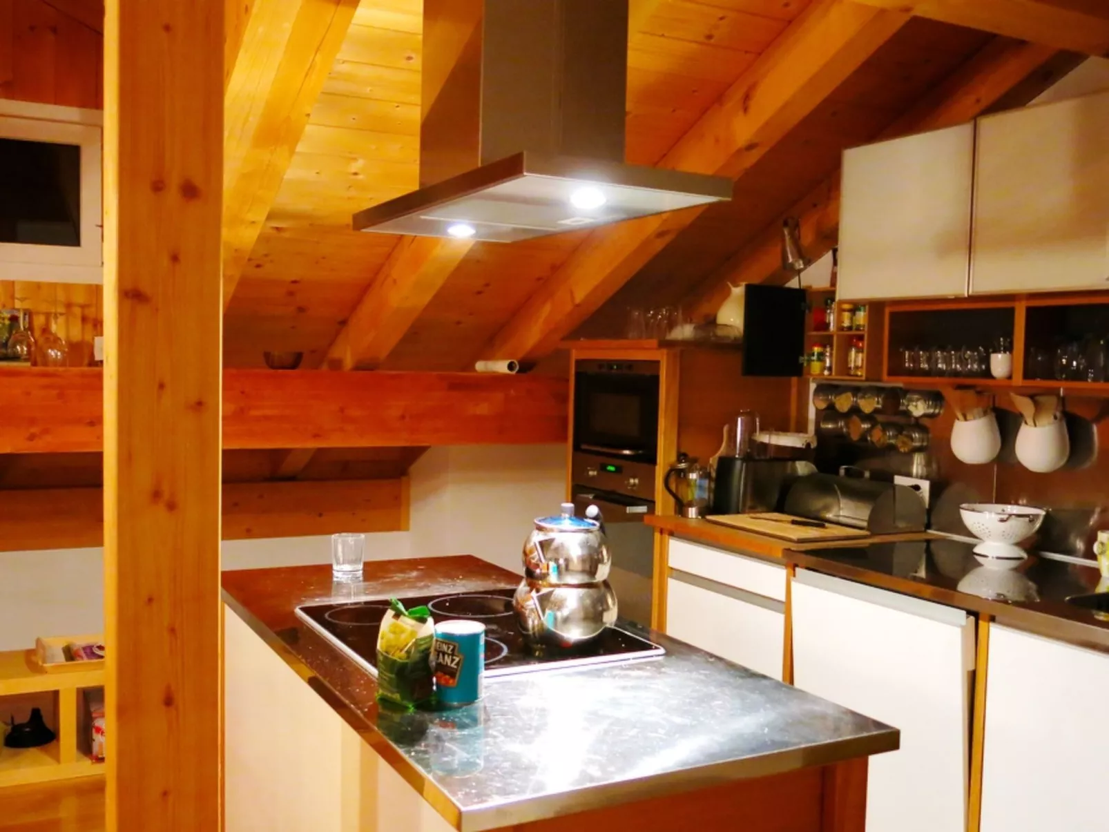 Haus Polishet, (Sedrun). - Binnen