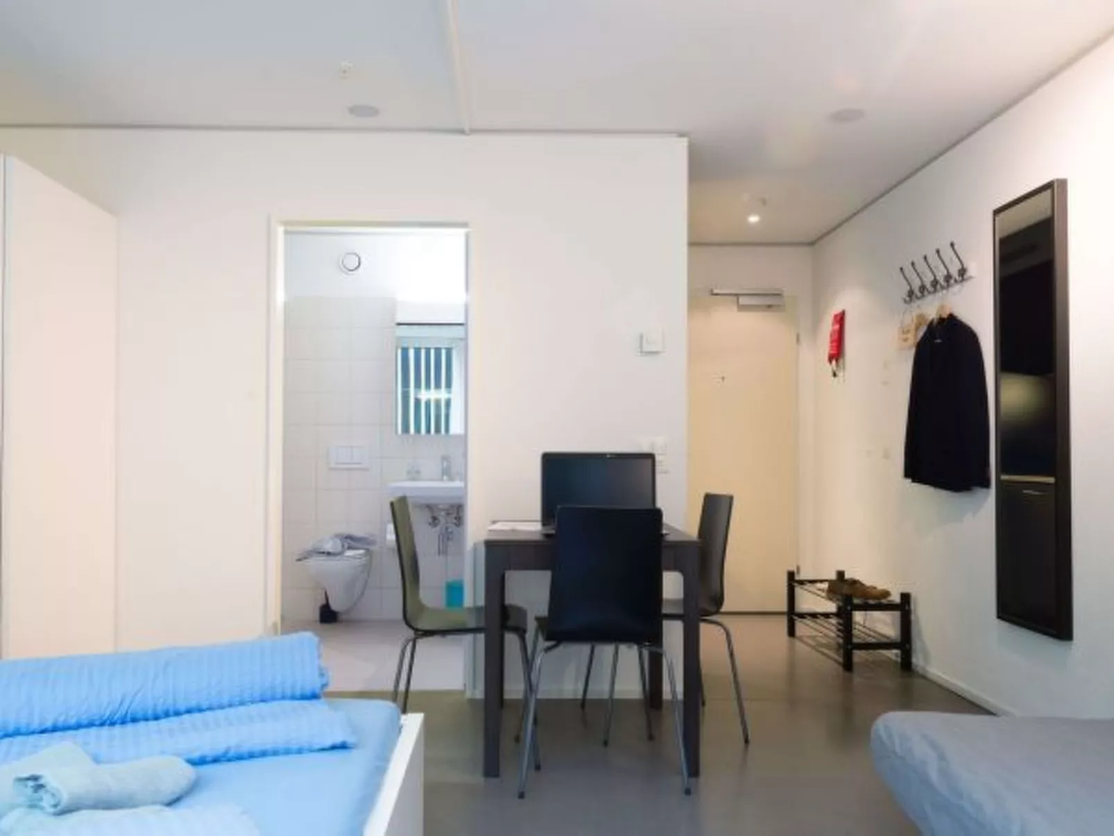 LU KKL I - Allmend HITrental Apartment - Binnen