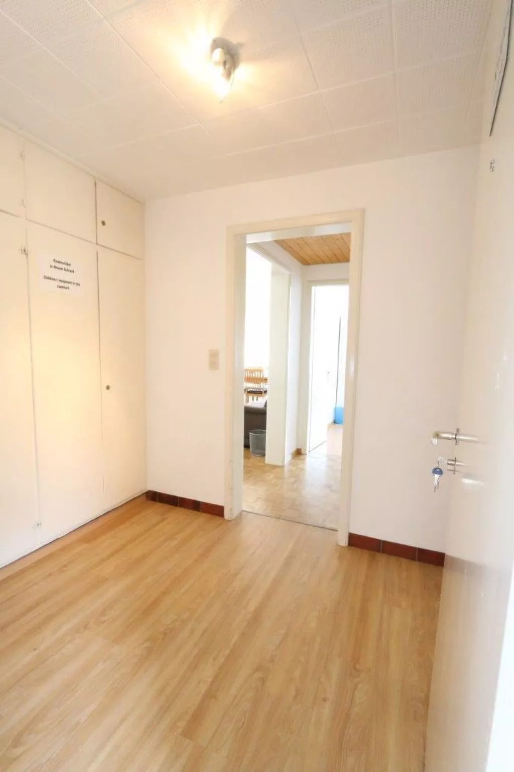 4-Zimmerwohnung - Binnen