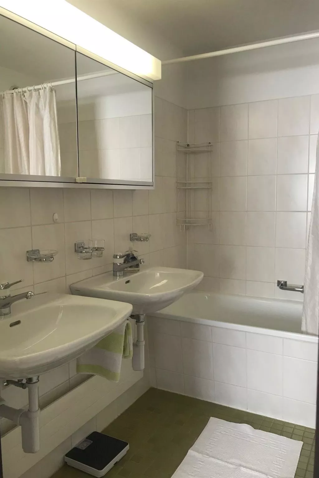 2-Zimmerwohnung - Binnen
