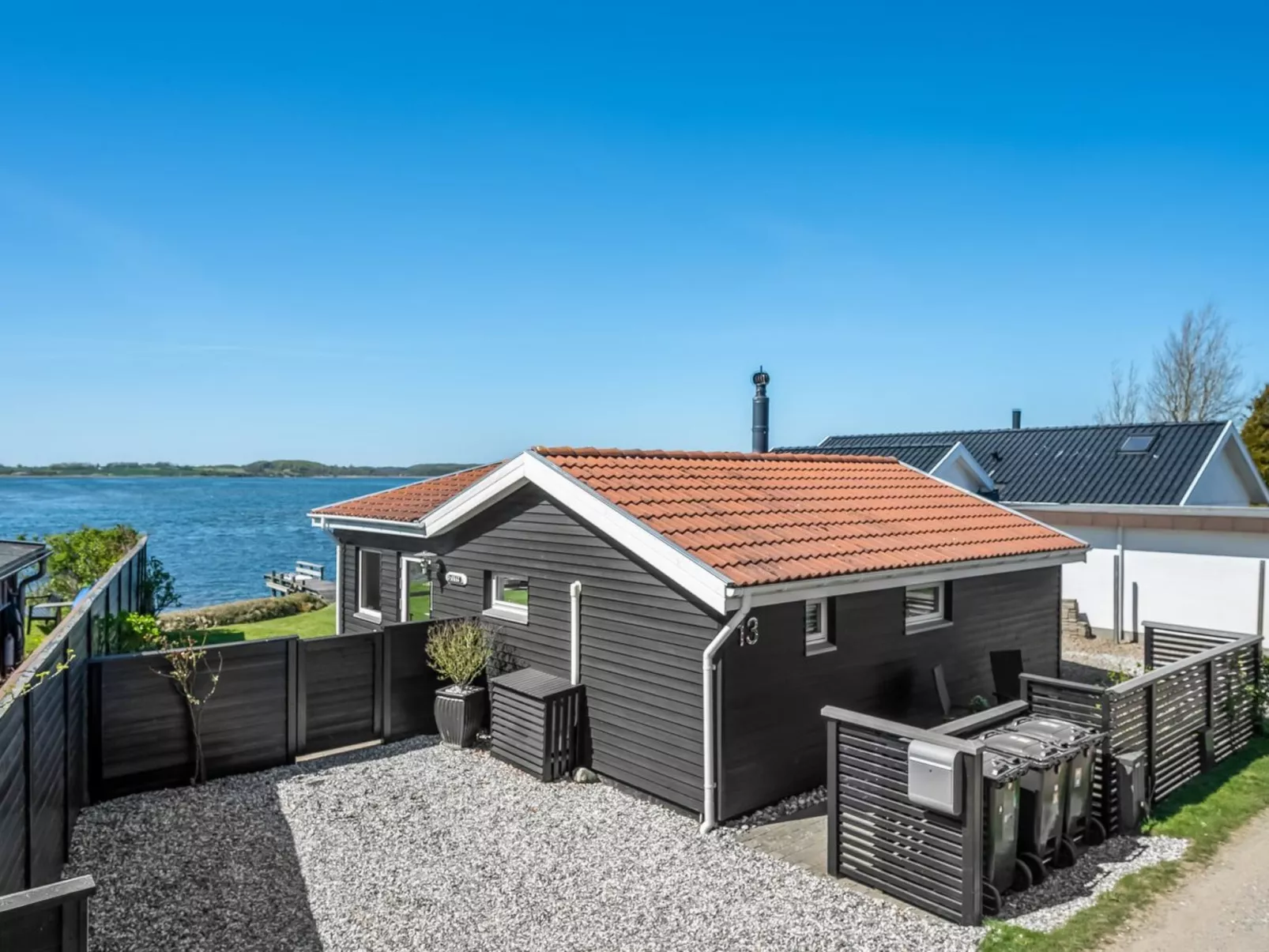 "Stilla" - 150m from the sea - Buiten