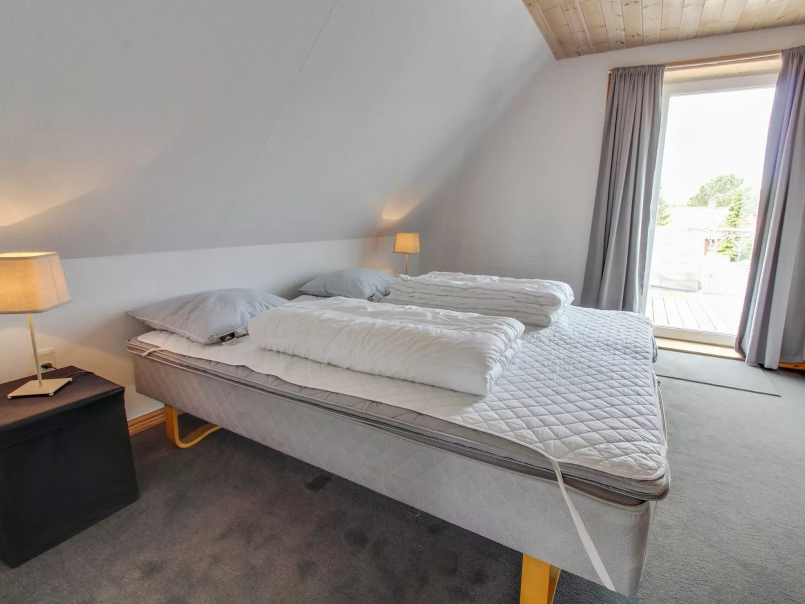 "Lissa" - 2.4km from the sea - Binnen