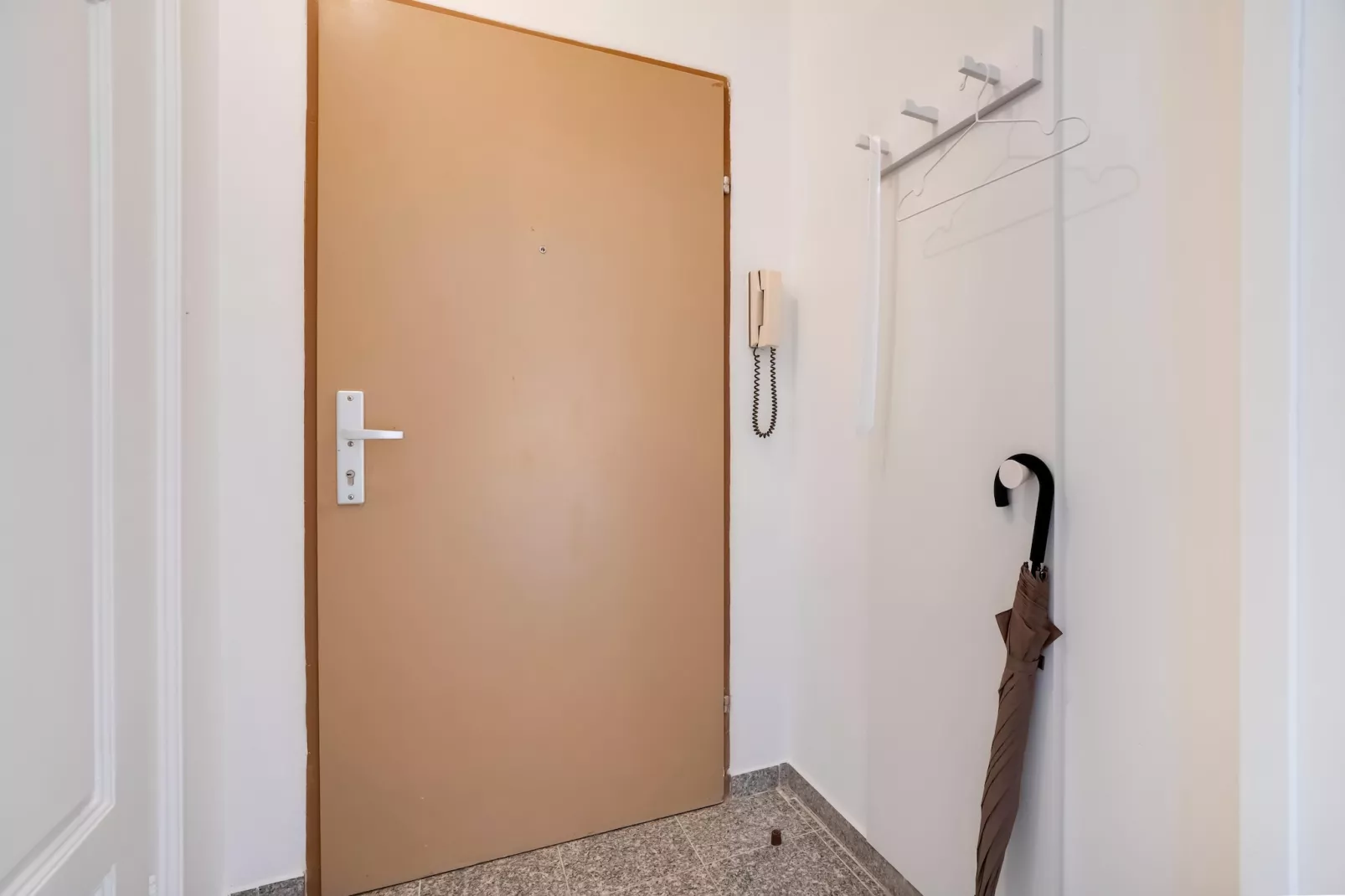 Top 7 Apartment 2P in Graz - Hal-ontvangst