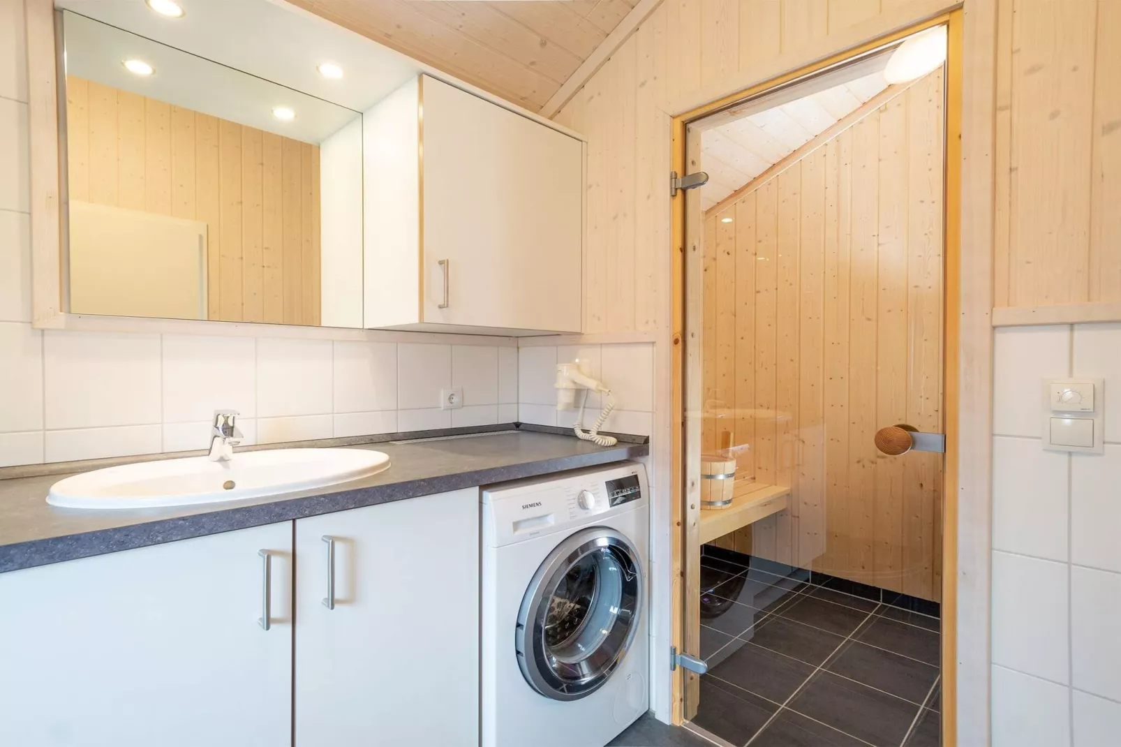 Baltische vakantiebestemming met privésauna - Binnen