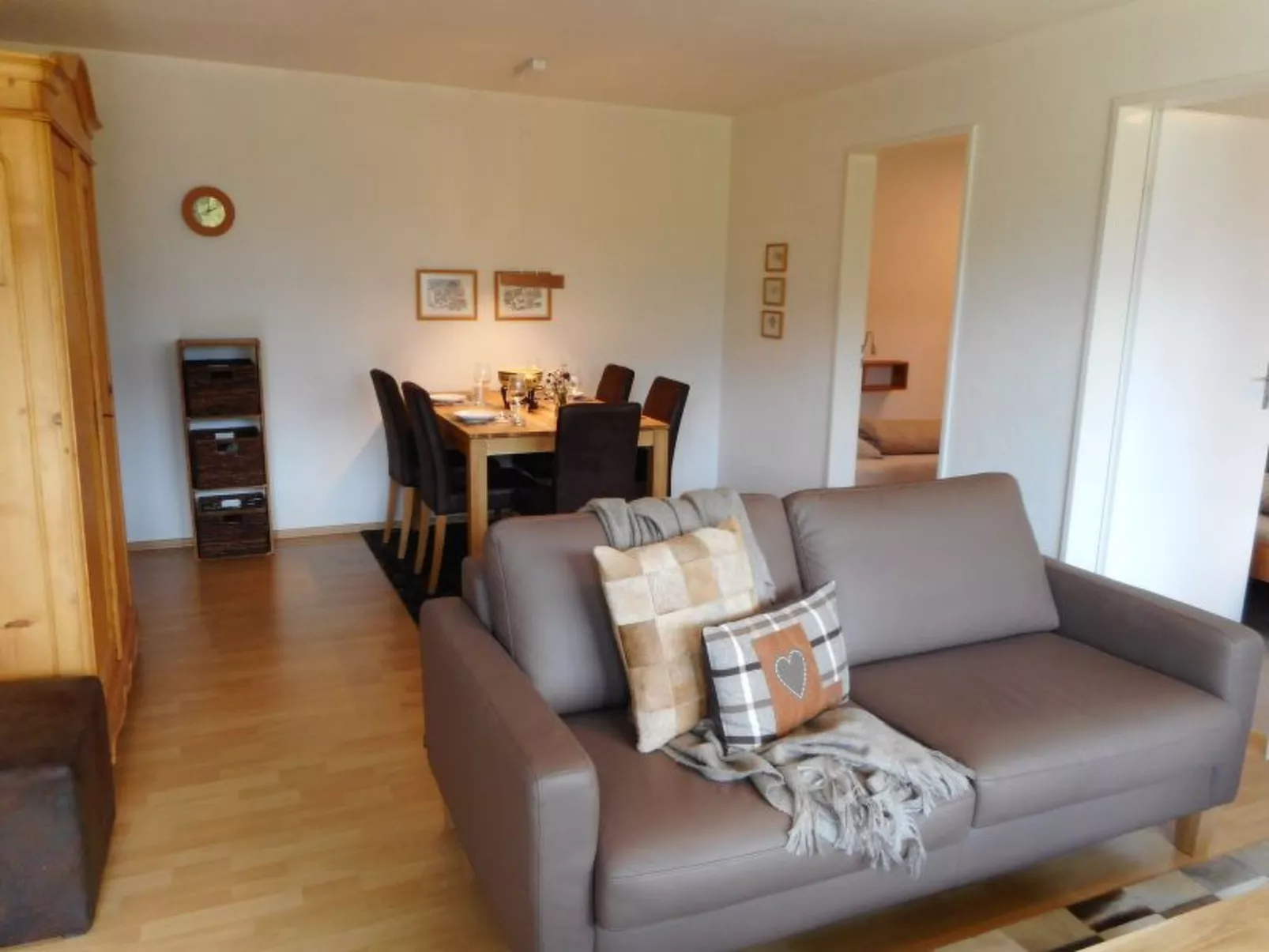 Pignia 2 / Greulich, (Laax Dorf). 3 Zimmerwohnung - Binnen