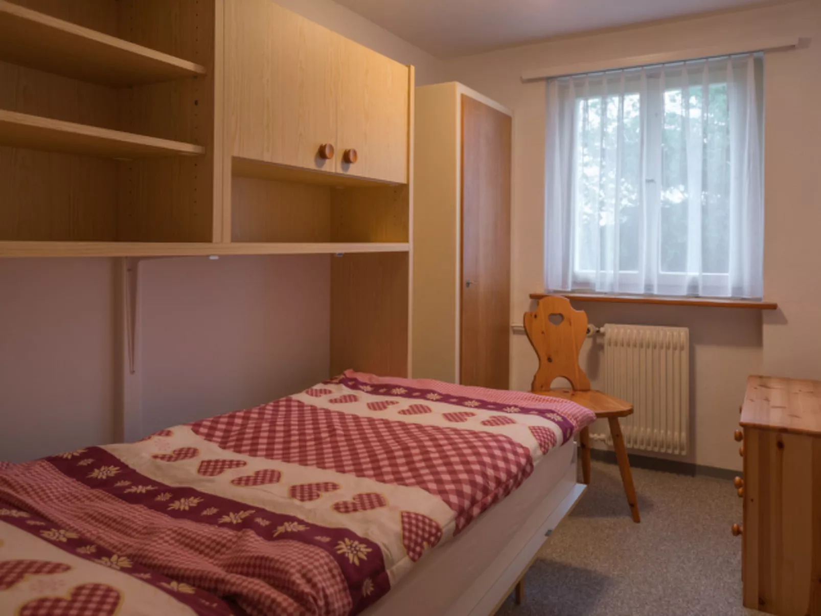 Casa Mirella, (Flims Dorf). 4 Zimmerwohnung - Binnen