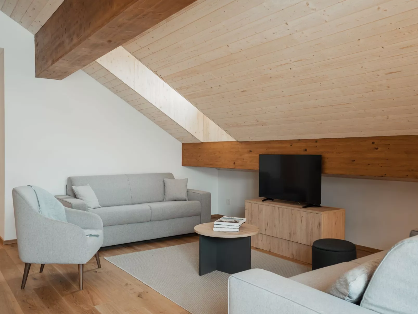 Alpine Apartments, (San Bernardino). - Binnen