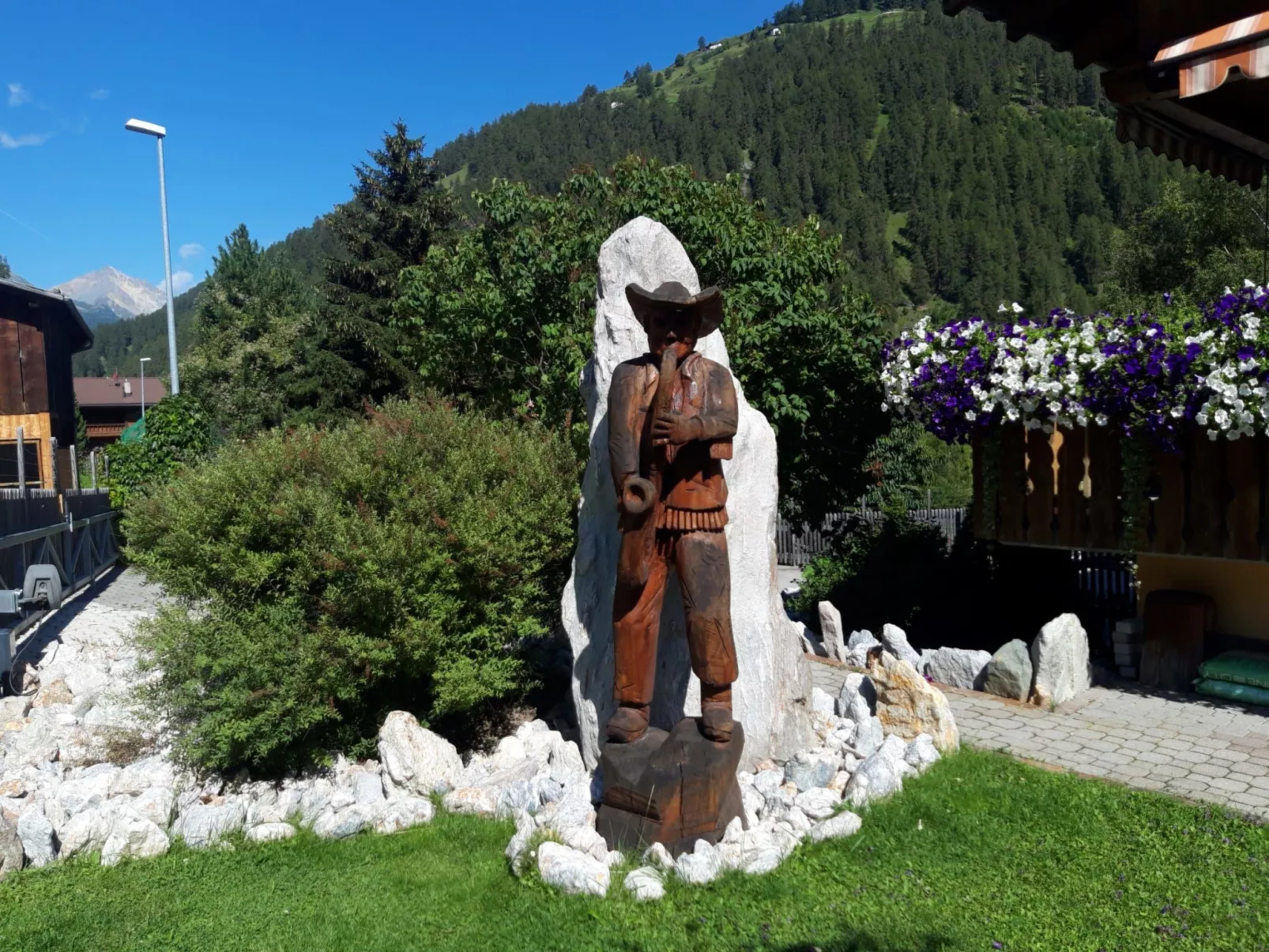 Mundaditschas, (Sta. Maria - Santa Maria Val Müstair). - Buiten