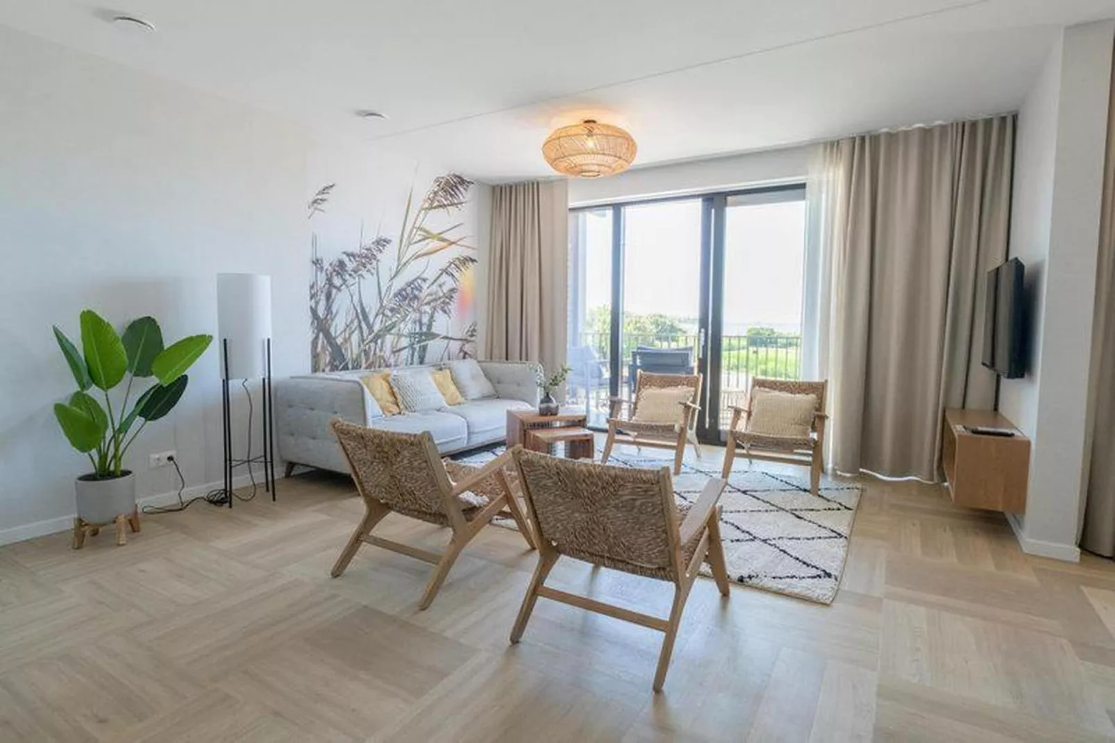 Luxury Beach Apartment | 8 Pers. - Woonkamer