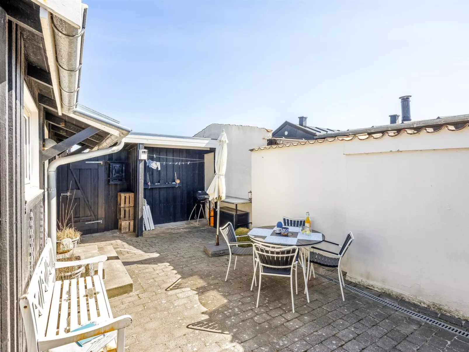 "Niela" - 300m from the sea - Buiten