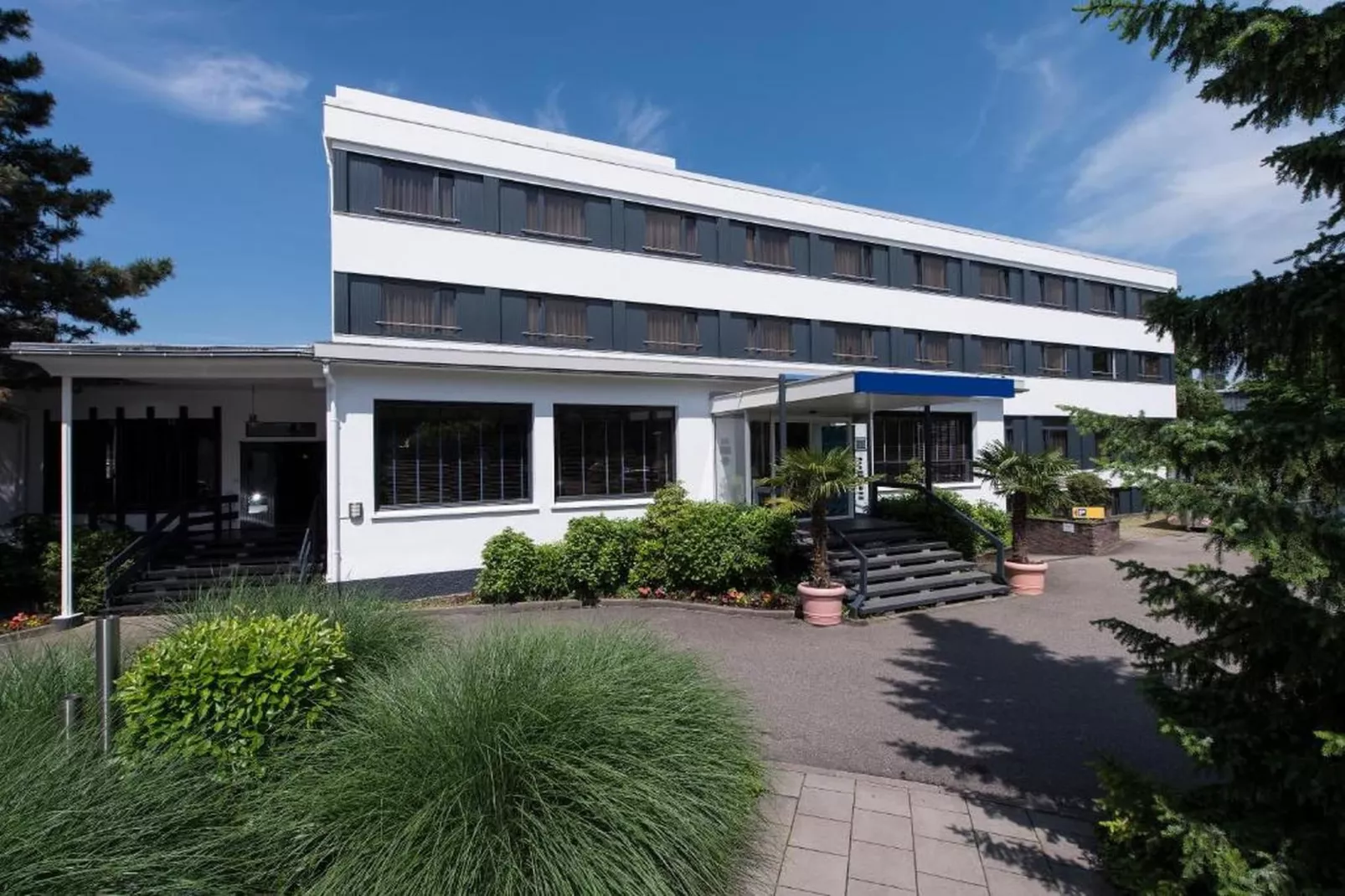 Offenburg City - Family Room - Image-tags.hotelexteriorsummer