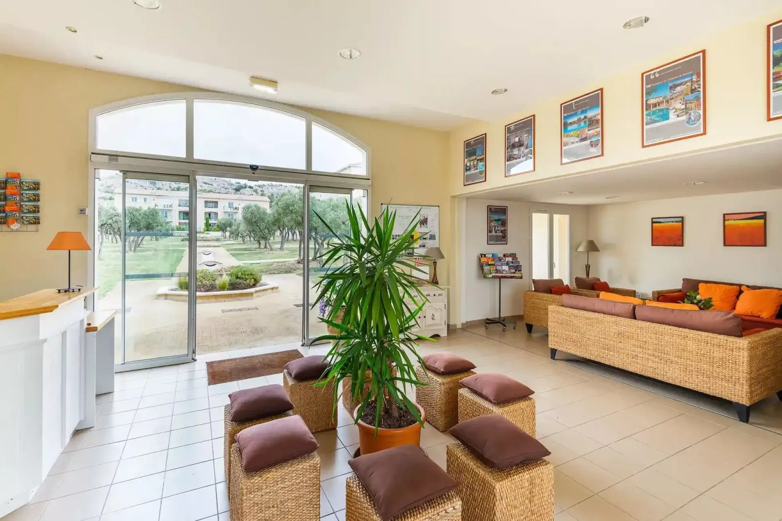 Le Domaine De Bourgeac 2/3 Rooms Duplex 6 pax OTA - Hal-ontvangst