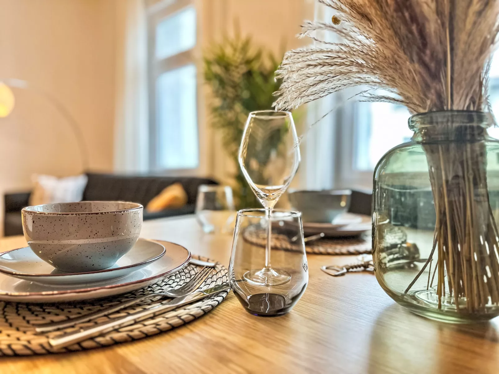 250m Rhein - ruhiges Apartement nähe Hbf -K-111- - Binnen