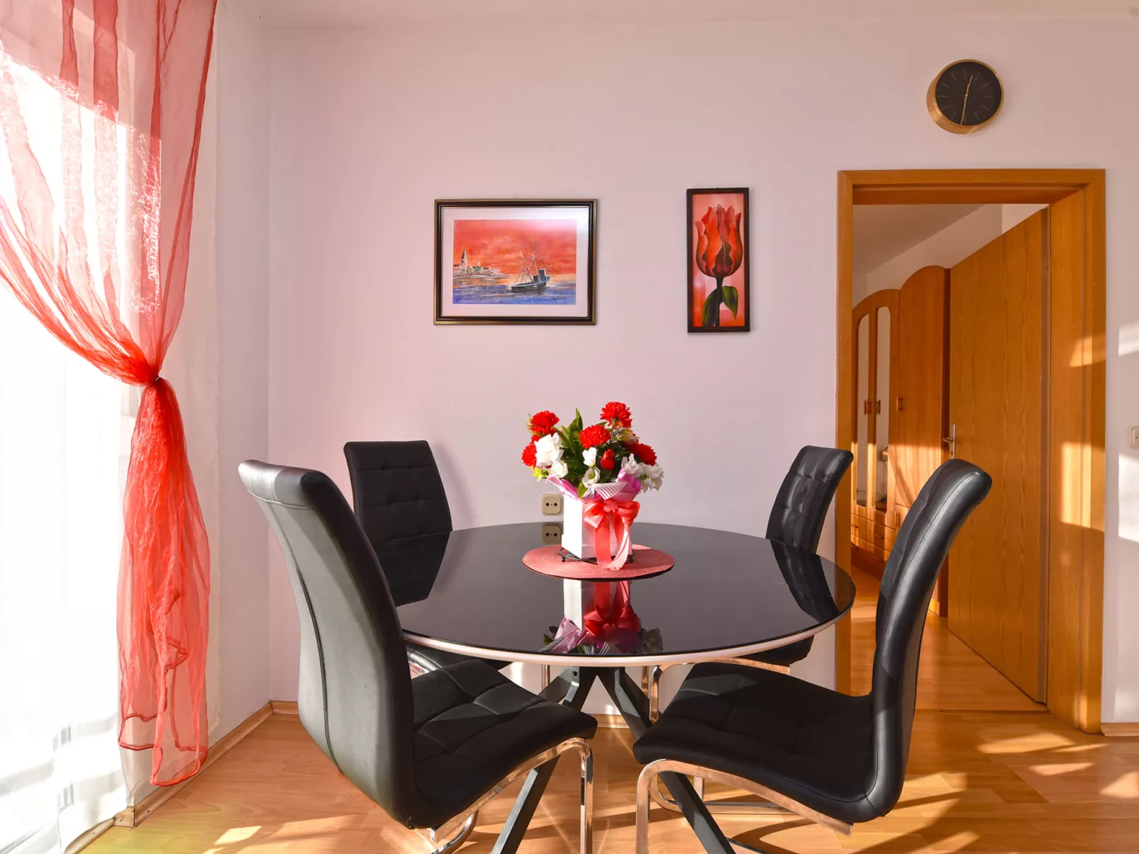 Apartment 143 - Binnen