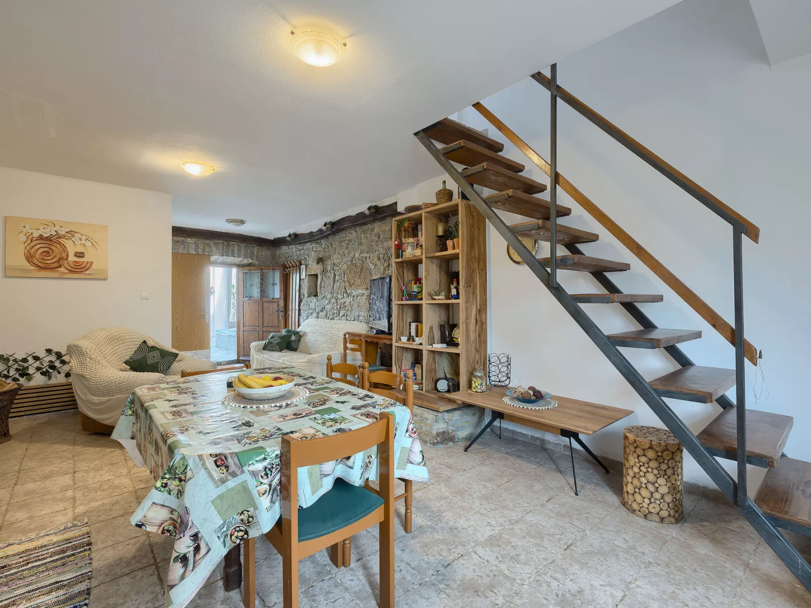 House Rea - Binnen