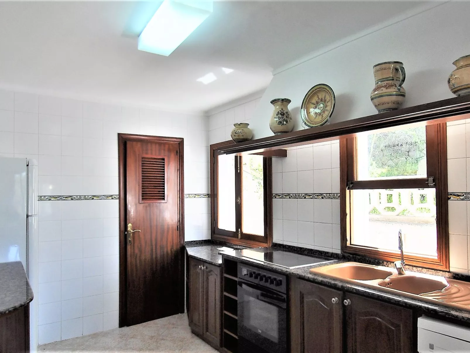 Villa con piscina privada, wifi, aire acondicionado y vistas a montaña ideal pa - Buiten