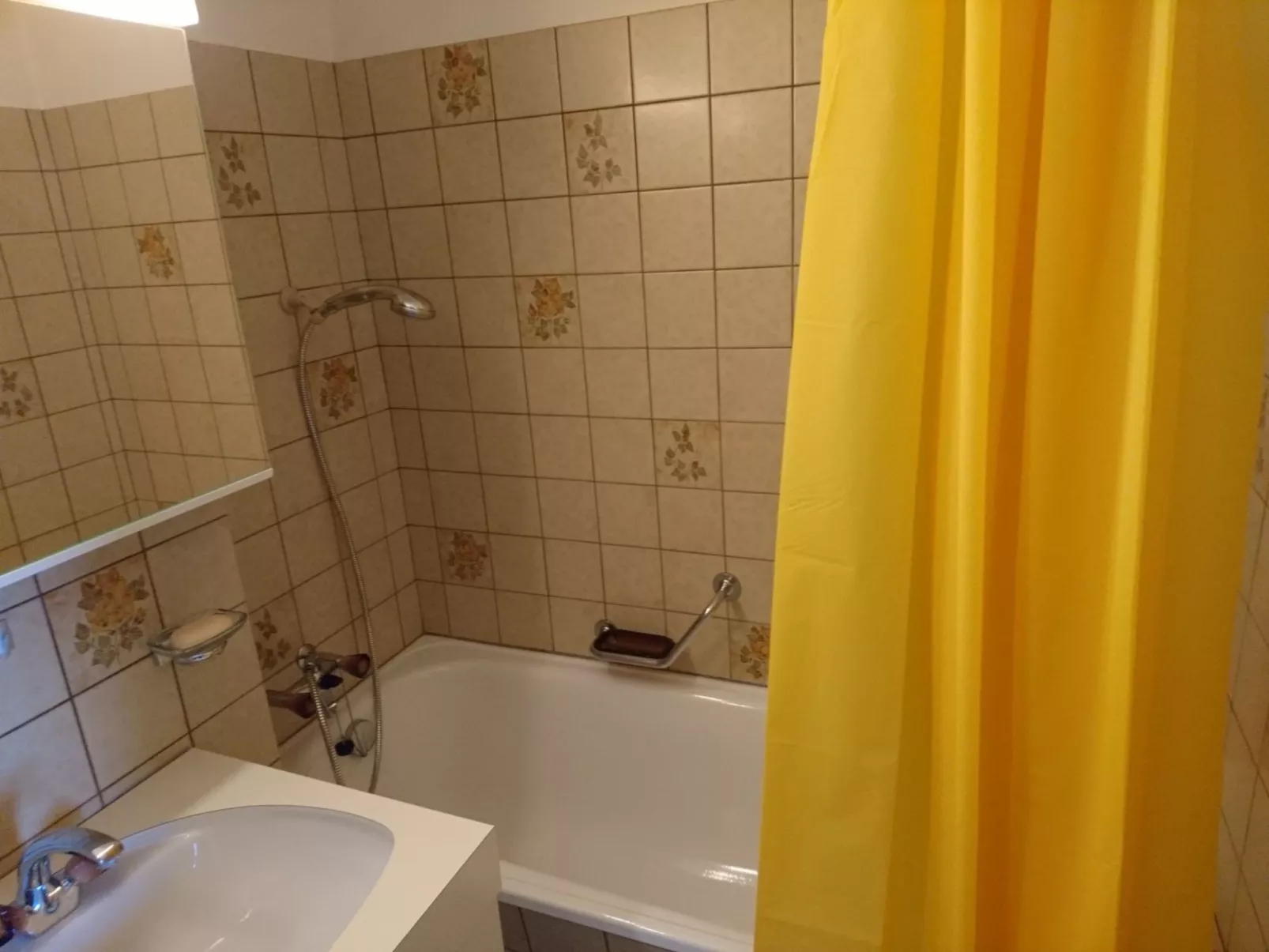 Crestahüs Seeberger, Obersaxen-Misanenga, (Obersaxen). - Binnen