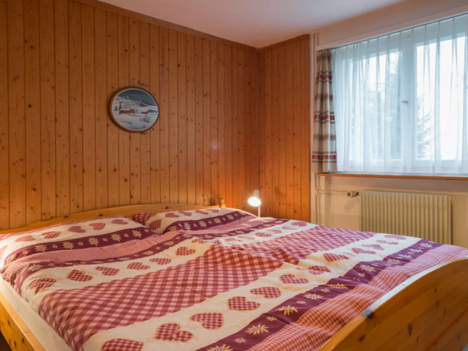 Casa Mirella, (Flims Dorf). 4 Zimmerwohnung - Binnen