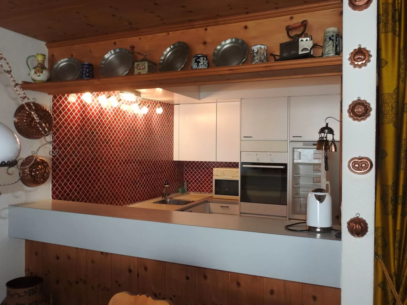 Ner B / Hartl, (Flims Dorf). 2.5 Zimmerwohnung - Binnen